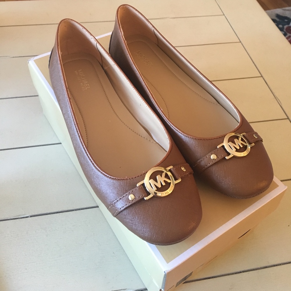 New with box Michael Kors Hampton ballet flats